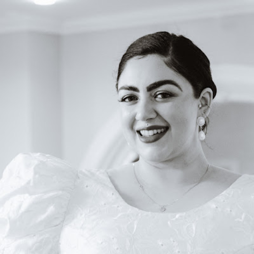 Meet your Posher, Nina